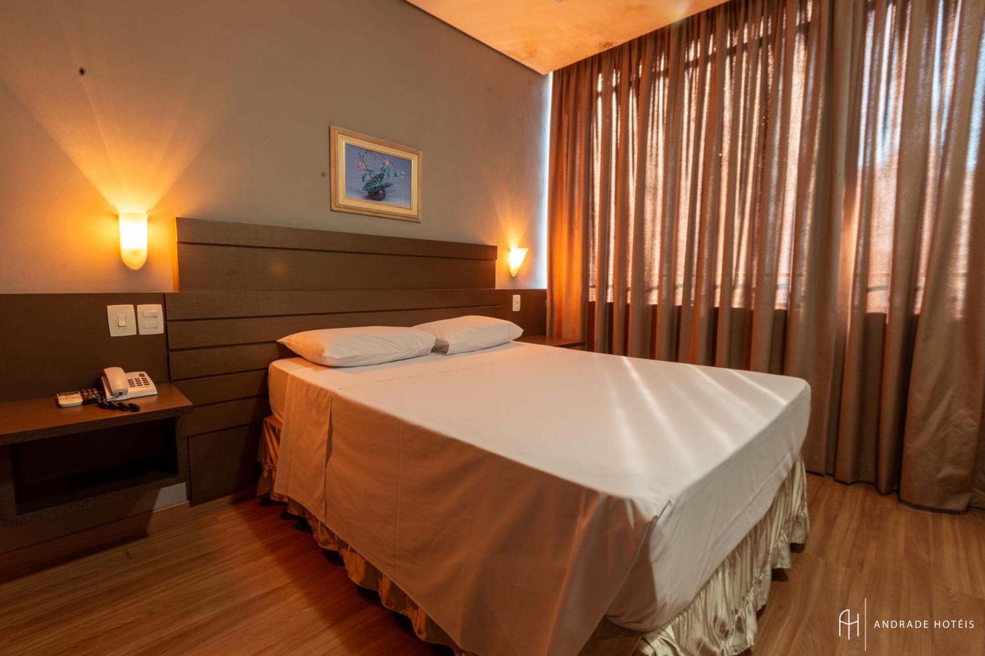 Rede Andrade Guaira Hotell Curitiba Exteriör bild
